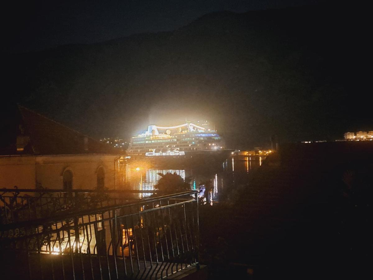 Apartmani F&M Kotor Dış mekan fotoğraf