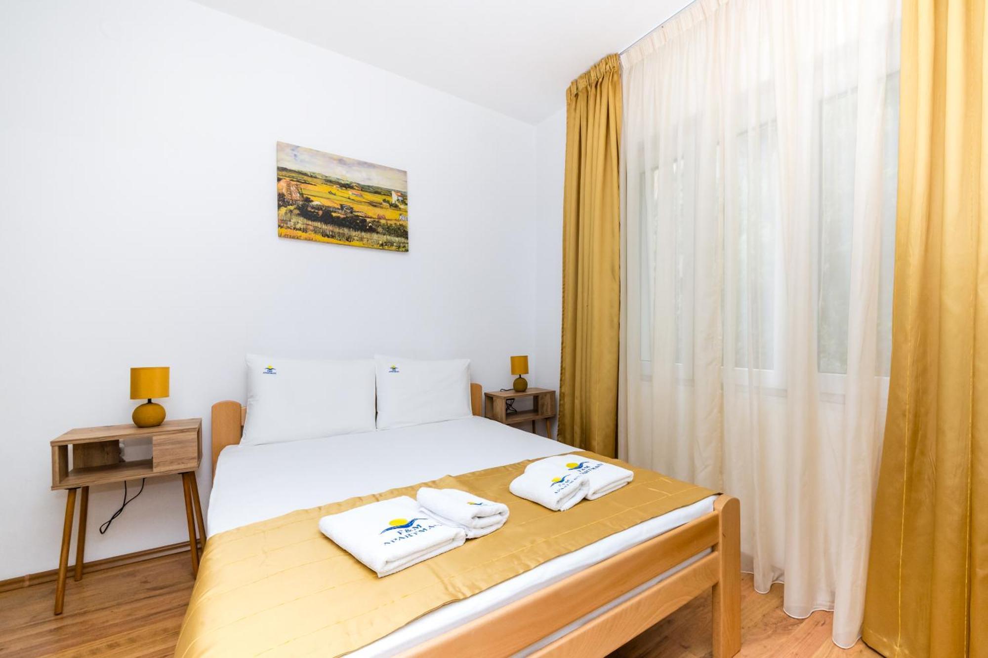 Apartmani F&M Kotor Dış mekan fotoğraf